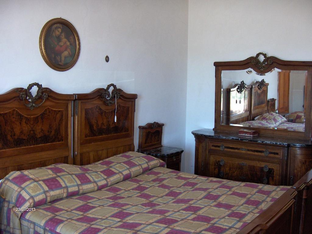 Agriturismo Il Palazzetto Apartment Campello sul Clitunno Luaran gambar