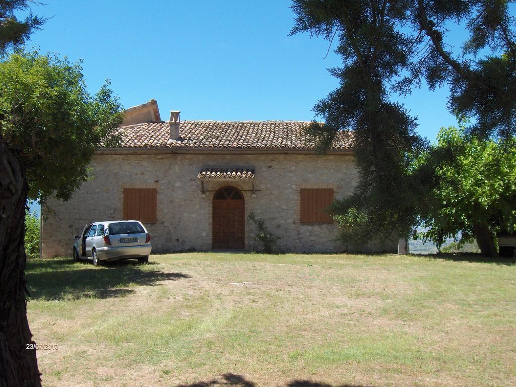 Agriturismo Il Palazzetto Apartment Campello sul Clitunno Luaran gambar