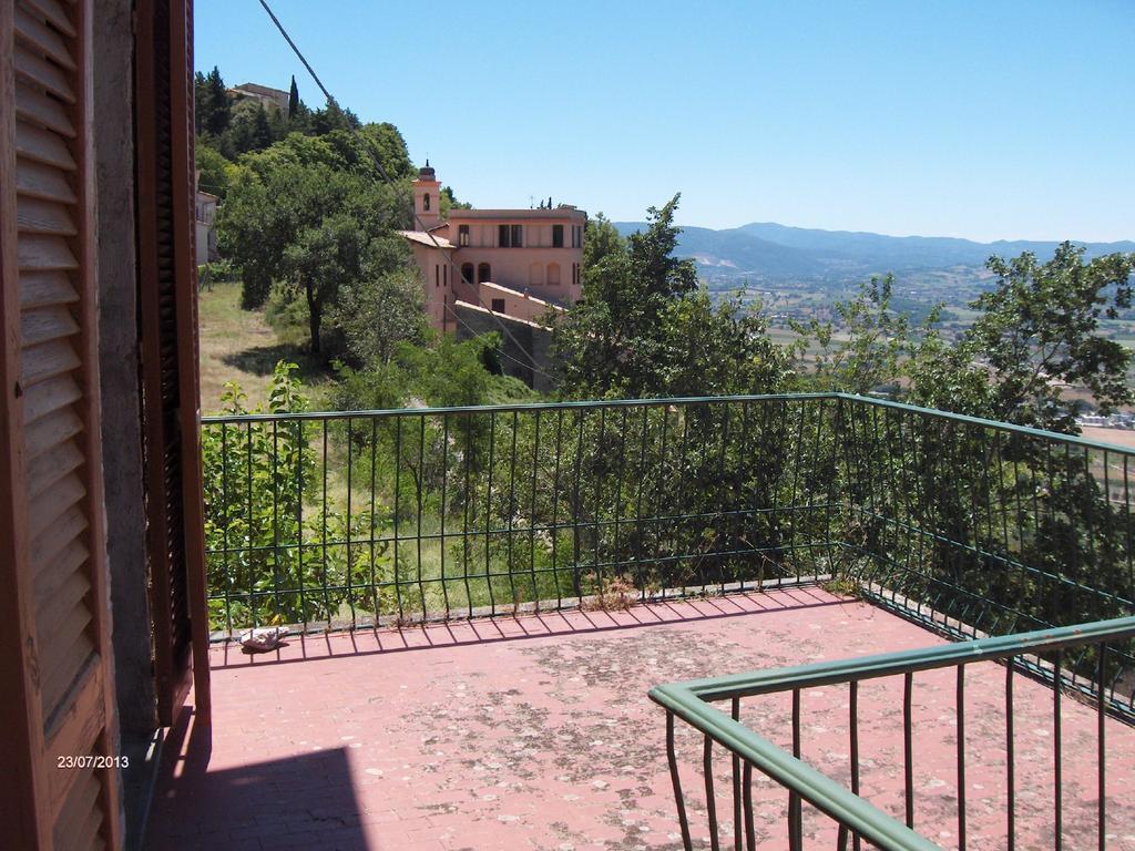 Agriturismo Il Palazzetto Apartment Campello sul Clitunno Bilik gambar